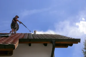 Pulvérisateur toiture : le guide ultime pour bien le choisir et l’utiliser
