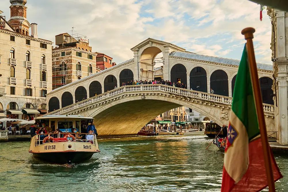 vaporetto, bateau taxi de Venise