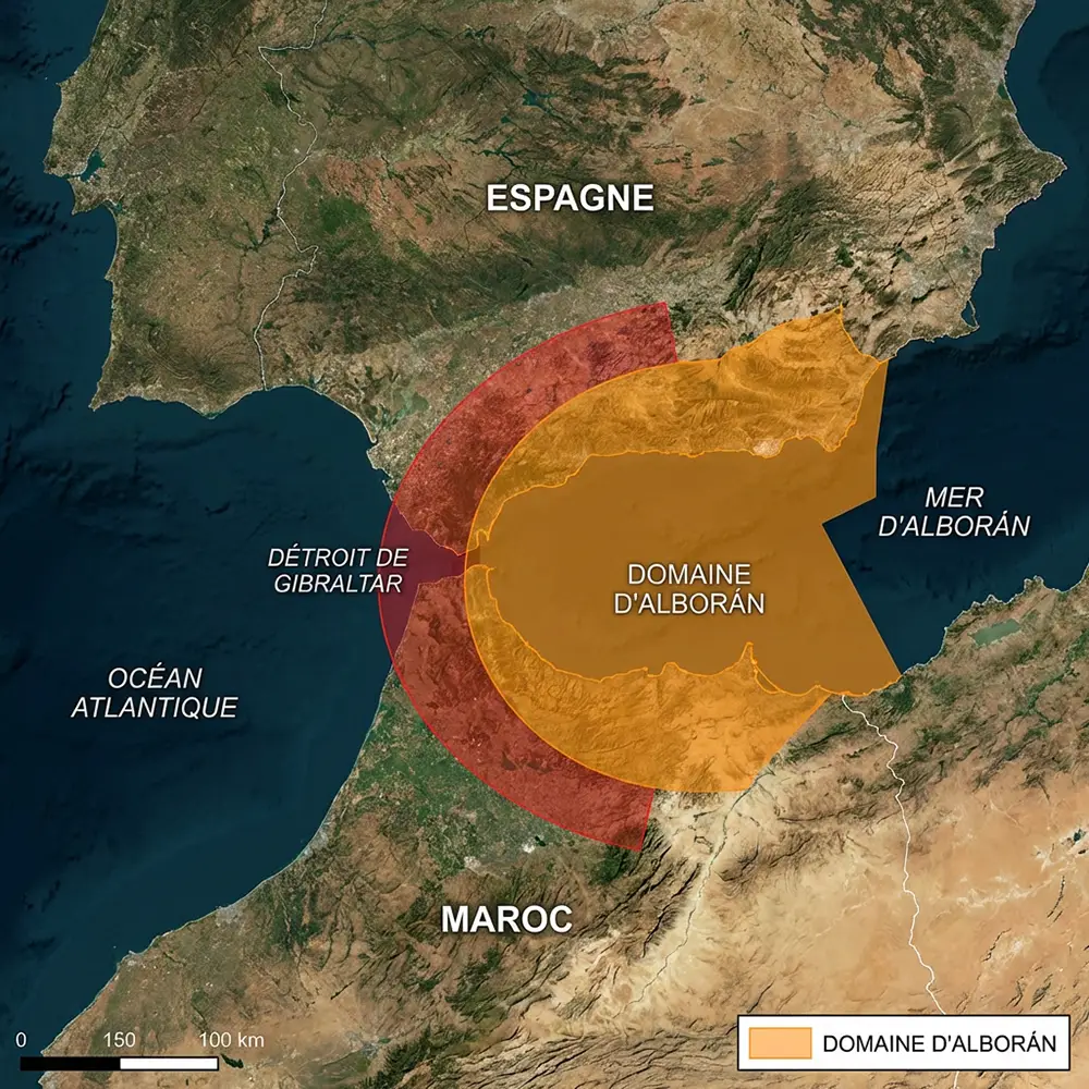 Vue satellite annotée du détroit de Gibraltar avec domaine d'Alborán et arc de Gibraltar mis en évidence